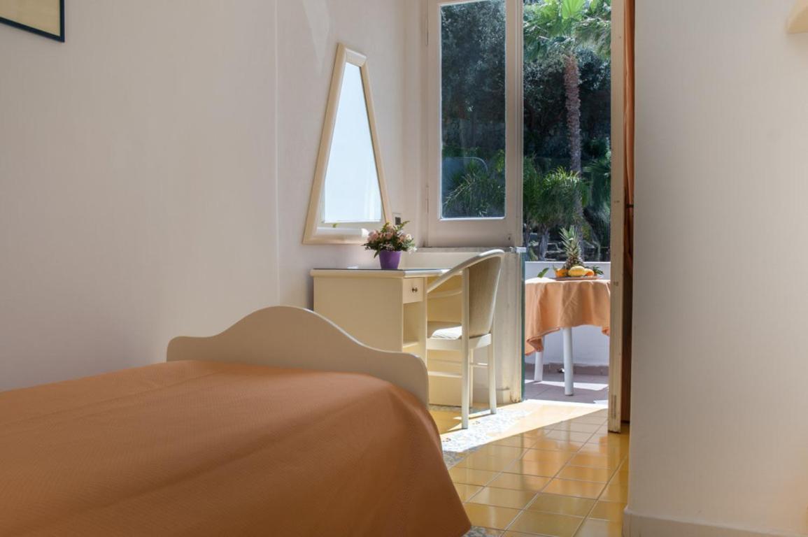 Hotel Villa Bianca Forio di Ischia Extérieur photo