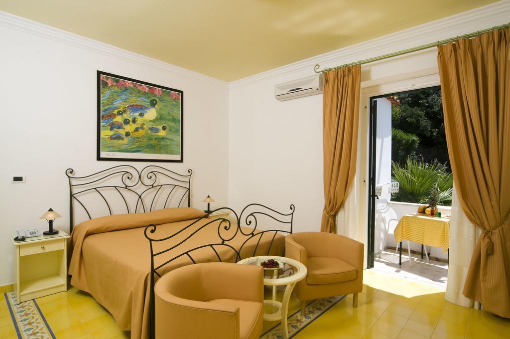 Hotel Villa Bianca Forio di Ischia Extérieur photo