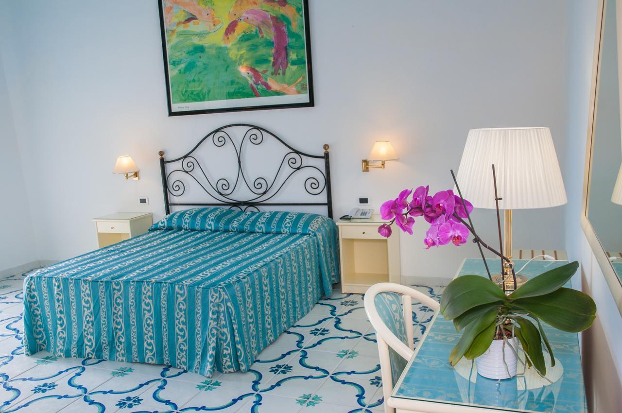 Hotel Villa Bianca Forio di Ischia Extérieur photo
