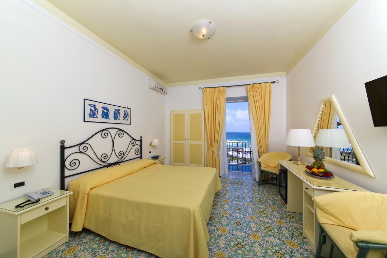Hotel Villa Bianca Forio di Ischia Extérieur photo
