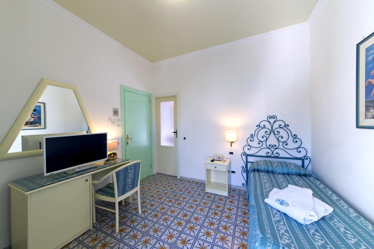 Hotel Villa Bianca Forio di Ischia Extérieur photo