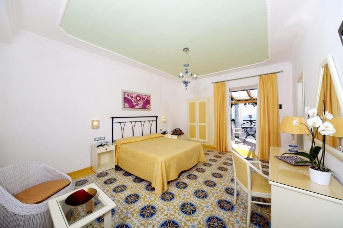 Hotel Villa Bianca Forio di Ischia Extérieur photo